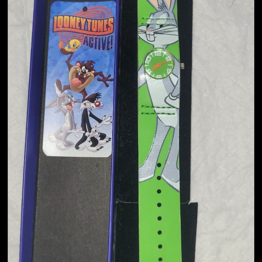 Looney Tunes Bugs Bunny Green Kids Watch